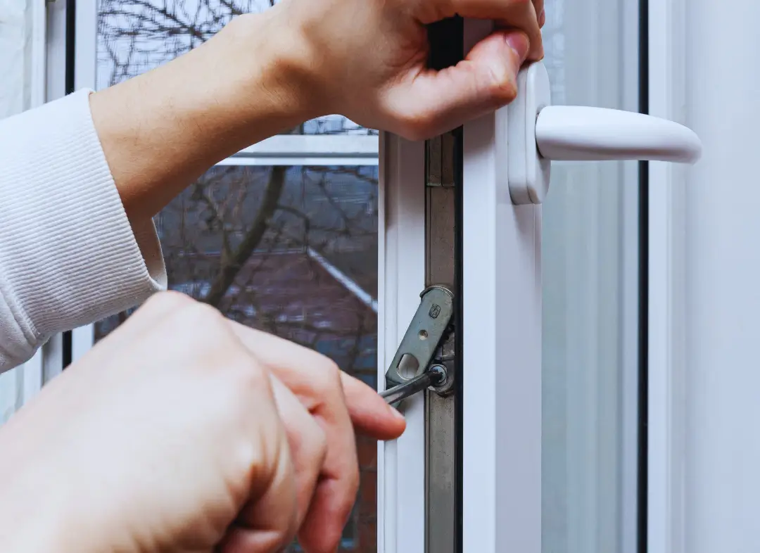 Réparation serrure de fenêtre Frouzins